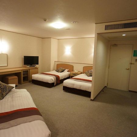 היגאשיהירושימה Hotel Areaone Hiroshima Wing מראה חיצוני תמונה