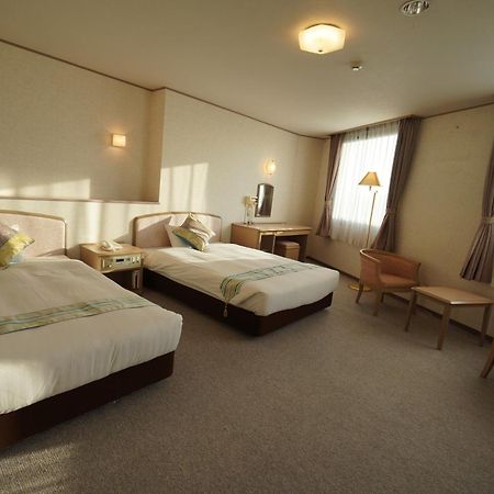 היגאשיהירושימה Hotel Areaone Hiroshima Wing מראה חיצוני תמונה