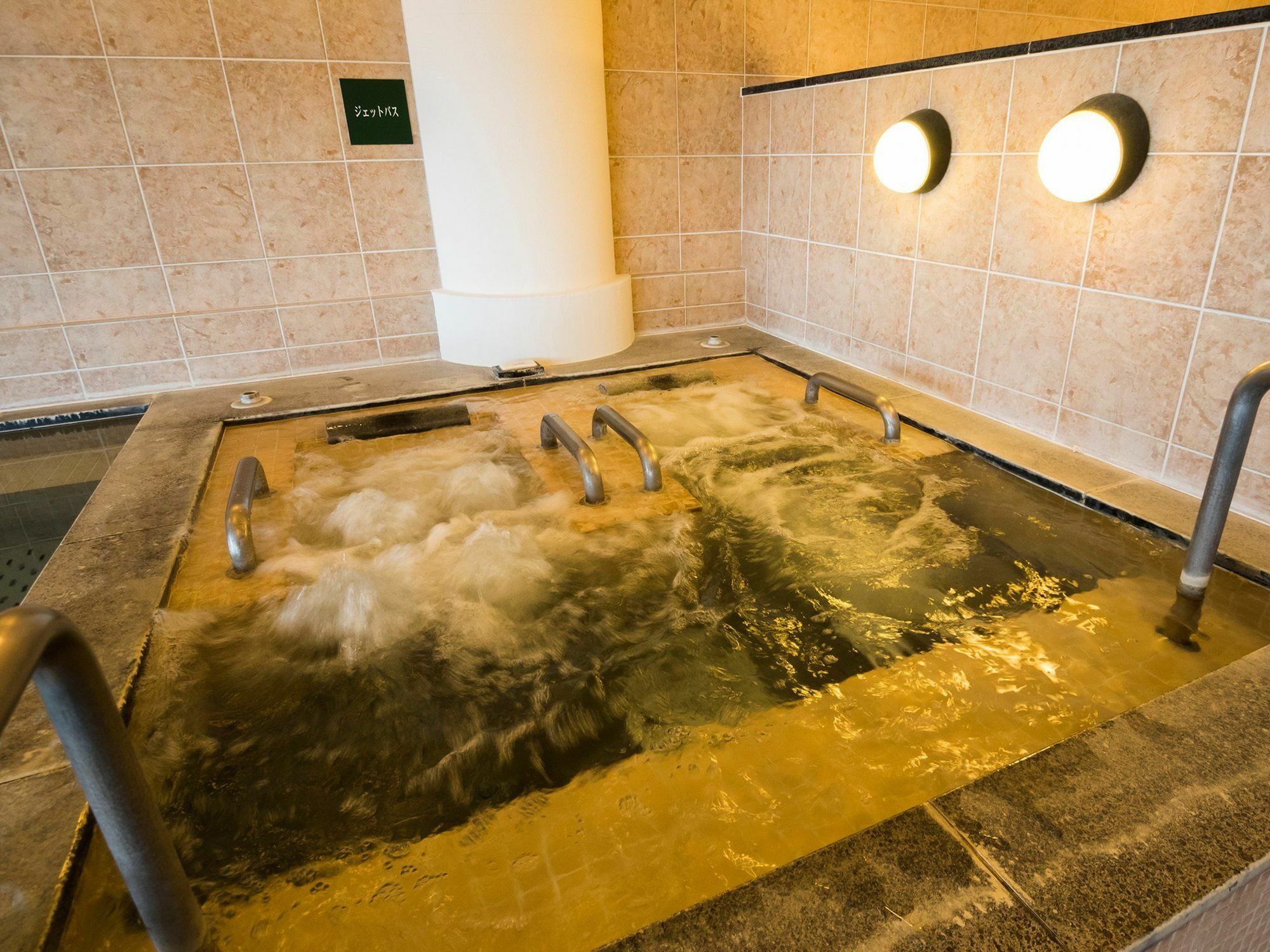 היגאשיהירושימה Hotel Areaone Hiroshima Wing מראה חיצוני תמונה
